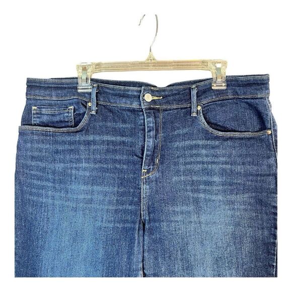 Levis Stretch Blue Jeans Women’s18M Mid Rise Boot Cut Tag 34x32 Fit 38x30 Flaw - Picture 2 of 14